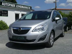 Silber Gebraucht 2011 Opel Meriva Edition Van / Kleinbus | 5.700 € (Fairer Preis)