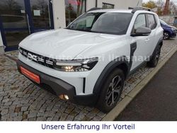 Weiß Gebraucht 2024 Dacia Duster Journey SUV | 26.985 € (Fairer Preis)