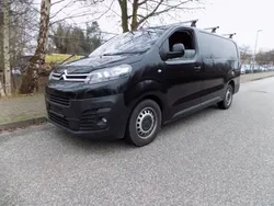 Schwarz Gebraucht 2017 Citroën Jumpy Business Class Van / Kleinbus | 9.999 € (Fairer Preis)
