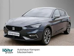 Magnetic grau metallic Neu 2025 Seat Leon FR Limousine | 38.430 € (Teuer)
