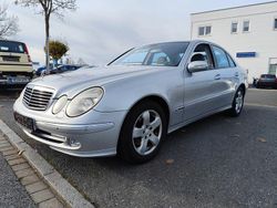 Silber Gebraucht 2003 Mercedes E200 Avantgarde Limousine | 5.950 € (Teuer)