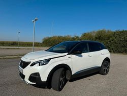 Weiß Gebraucht 2018 Peugeot 3008 GT-line SUV | 19.300 €