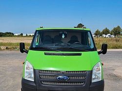 Grün Gebraucht 2013 Ford Transit Limousine | 9.500 € (Fairer Preis)