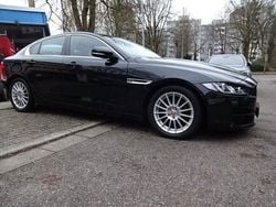 Schwarz Gebraucht 2017 Jaguar XE Limousine | 7.999 € (Guter Preis)