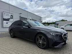 Grün Gebraucht 2023 Mercedes E220 AMG line Kombi | 48.990 € (Etwas zu teuer)