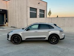 Grau Gebraucht 2023 Porsche Macan GTS SUV | 103.000 € (Fairer Preis)