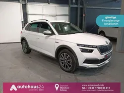 Weiß Gebraucht 2023 Skoda Kamiq ScoutLine SUV | 22.880 € (Superpreis)