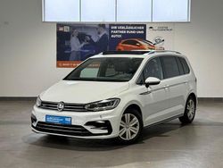 Weiß Gebraucht 2017 VW Touran R-line Van / Kleinbus | 20.390 € (Fairer Preis)