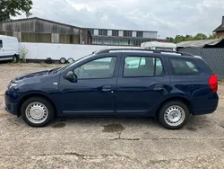 Blau Gebraucht 2015 Dacia Logan Essentiel Limousine | 2.790 € (Superpreis)