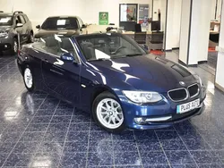 Blau Gebraucht 2010 BMW 318 Cabriolet Comfort Edition Cabrio | 13.670 € (Fairer Preis)