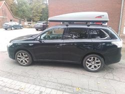 Schwarz Gebraucht 2014 Mitsubishi Outlander P-HEV SUV | 8.800 € (Teuer)