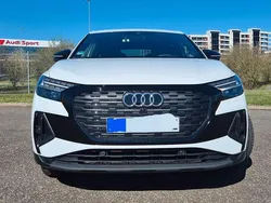 Weiß Gebraucht 2023 Audi Q4 e-tron Ambiente SUV | 41.998 € (Fairer Preis)