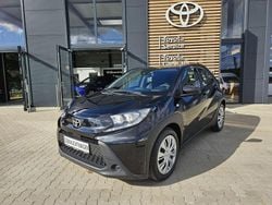 Mysticschwarz Gebraucht 2022 Toyota Aygo X X-play SUV | 10.950 € (Guter Preis)