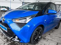 Blau Gebraucht 2019 Toyota Aygo X-clusiv Kleinwagen | 10.500 € (Fairer Preis)