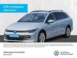 Crystal ice blue metallic Gebraucht 2024 VW Golf VIII Life Kombi | 24.990 € (Fairer Preis)