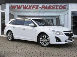 Weiß Gebraucht 2013 Chevrolet Cruze LTZ Kombi | 4.990 € (Fairer Preis)