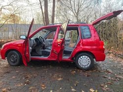 Rot Gebraucht 2002 Mazda Demio Comfort Kleinwagen | 3.100 € (Etwas zu teuer)