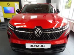 Rot Neu 2025 Renault Austral Techno SUV | 35.990 € (Etwas zu teuer)