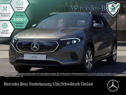 Mountain grau Gebraucht 2022 Mercedes EQA250 Advanced Plus SUV | 28.990 € (Fairer Preis)