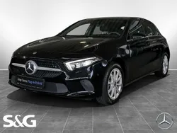Schwarz Gebraucht 2022 Mercedes A250 Limousine | 26.670 € (Guter Preis)