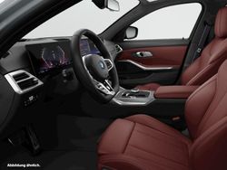 Skyscraper grau metallic Gebraucht 2024 BMW 330e Comfort Edition Limousine | 53.944 €