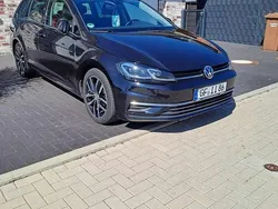 Schwarz Gebraucht 2018 VW Golf VII Join Kombi | 14.900 € (Guter Preis)