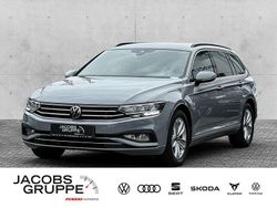 Grau Gebraucht 2023 VW Passat Business Kombi | 28.970 € (Fairer Preis)