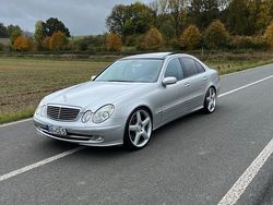 Silber Gebraucht 2003 Mercedes E500 Limousine | 9.500 € (Fairer Preis)