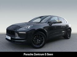 Grau Gebraucht 2022 Porsche Macan SUV | 69.900 € (Teuer)