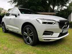 Weiß Gebraucht 2018 Volvo XC60 Inscription SUV | 30.999 €