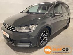 Grau Gebraucht 2020 VW Touran United Van / Kleinbus | 16.950 € (Guter Preis)