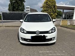 Weiß Gebraucht 2011 VW Golf VI R-line Kleinwagen | 9.900 € (Teuer)