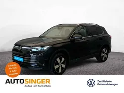 Deep black perleffekt Gebraucht 2024 VW Tiguan Elegance SUV | 46.760 € (Fairer Preis)