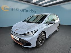 Grau Gebraucht 2024 Cupra Born Kleinwagen | 29.749 € (Fairer Preis)