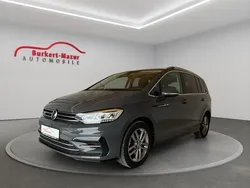 Delfingrau metallic Gebraucht 2021 VW Touran Highline Van / Kleinbus | 31.985 € (Etwas zu teuer)