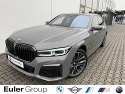 Grau Gebraucht 2021 BMW 740 M Sport Limousine | 49.949 € (Guter Preis)