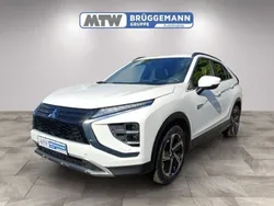S) (weiss Gebraucht 2022 Mitsubishi Eclipse Cross Plus SUV | 21.980 € (Fairer Preis)