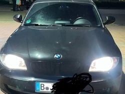 Schwarz Gebraucht 2010 BMW 118 Sport Line Kleinwagen | 6.500 € (Fairer Preis)