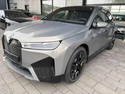 Grau Gebraucht 2024 BMW iX Sport Line SUV | 61.900 € (Teuer)