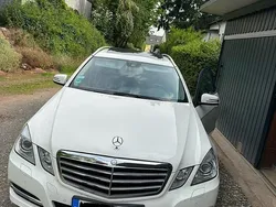 Weiß Gebraucht 2012 Mercedes E350 Avantgarde Kombi | 13.200 € (Fairer Preis)