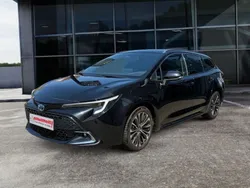 Mysticschwarz mica Gebraucht 2024 Toyota Corolla Basis Kombi | 28.975 € (Etwas zu teuer)