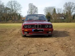 Rot Gebraucht 1990 BMW 316 Limousine | 10.000 €