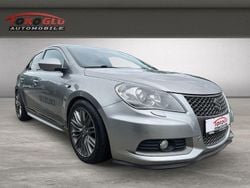 Grau Gebraucht 2011 Suzuki Kizashi Sport Limousine | 11.990 € (Etwas zu teuer)