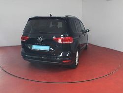 Deep black perleffekt Gebraucht 2024 VW Touran Comfortline Van / Kleinbus | 30.879 € (Guter Preis)