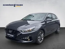 Dark knight Gebraucht 2024 Hyundai i30 Trend Limousine | 18.390 € (Fairer Preis)