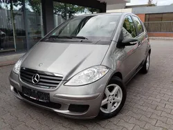 Grau Gebraucht 2005 Mercedes A180 Limousine | 3.999 € (Etwas zu teuer)