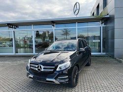 Schwarz Gebraucht 2016 Mercedes GLE250 SUV | 28.400 € (Fairer Preis)
