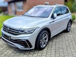 Silber Gebraucht 2024 VW Tiguan R-line SUV | 40.850 € (Fairer Preis)