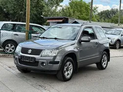 Grau Gebraucht 2006 Suzuki Grand Vitara SUV | 3.990 € (Etwas zu teuer)