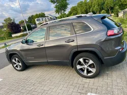 Grau Gebraucht 2020 Jeep Cherokee Limited SUV | 25.000 € (Fairer Preis)